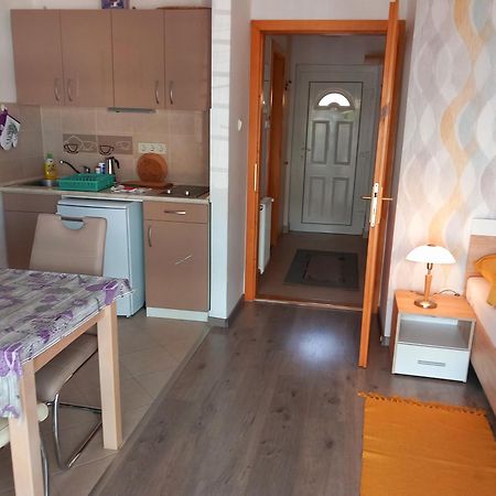 Lavender Apartment Heviz Luaran gambar