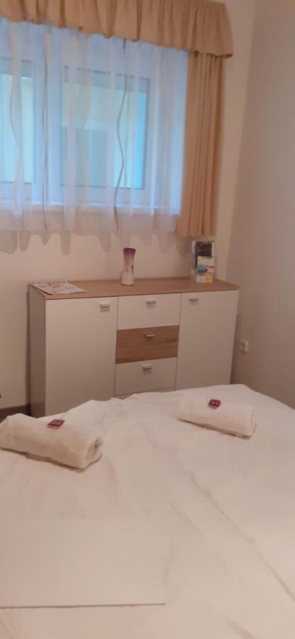 Lavender Apartment Heviz Luaran gambar